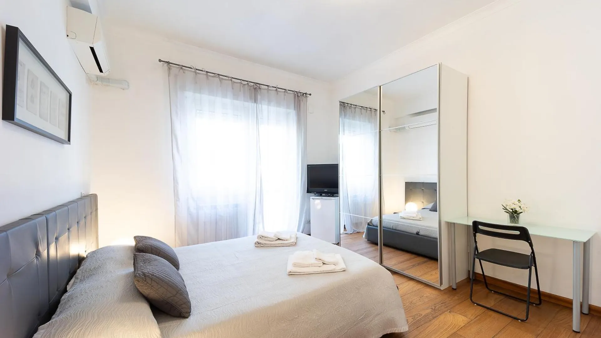 Mirabella Apartment Rome 0*,